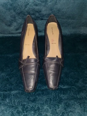 Amalfi by Rangoni Women's Navy Blue  Leather Slip On Heels - Image 1 of 4