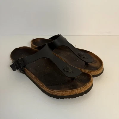 Sandalia Birkenstock Gizeh para mujer 9,5 negra de cuero engrasado sin cordones informal USADA Foto 1 de 4