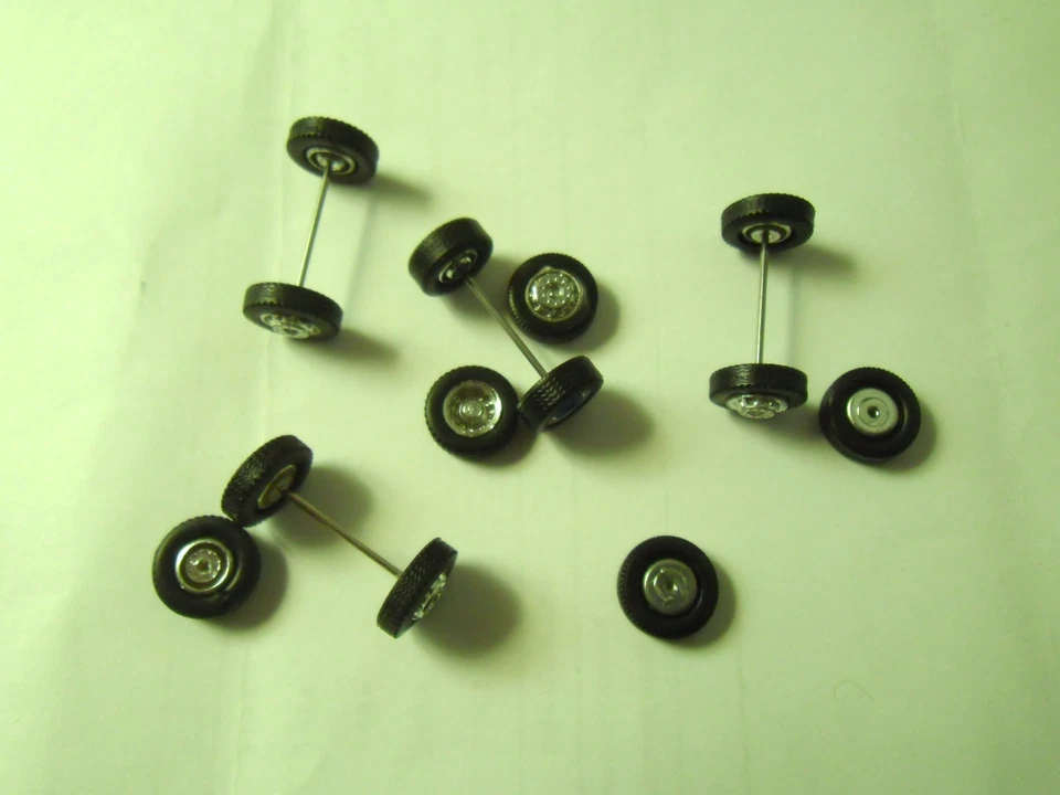 Modellauto 1:87 LKW Räder + Reifen + Achsen - Bild 1 von 1