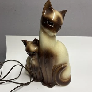 Kron Vintage 13 Inch Siamese cat figure Lamp  With Internal  blue light bulb - Picture 1 of 9
