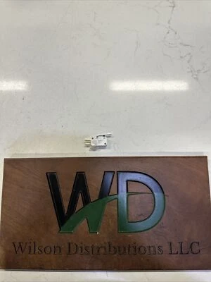 Interruptor de límite Crouzet u83161.3 250v nuevo LRG CANTIDAD S51 Foto 1 de 3