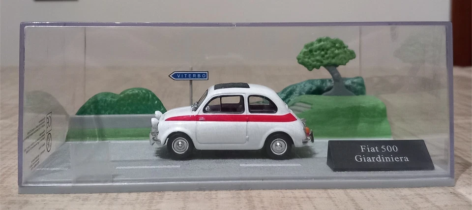 13 - FIAT 500 GIARDINIERA - CON DIORAMA - SCALA 1:43 - Immagine 1 di 1