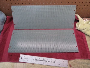2 Amplificador de tubo de radio AM de colección rack de red de 19" x 7" placas de corte con agujeros - Imagen 1 de 7
