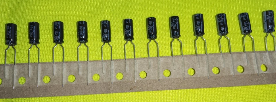 Rubycon 100uF 16V 105°C Elektrolytkondensator Radial ELKO Gegurtet Menge Wählbar - Bild 1 von 1