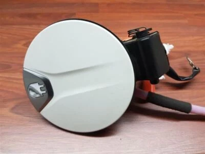 2012-2015 TOYOTA PRIUS PLUG-IN CHARGING PORT WHITE G9081-47030 - Image 1 of 4