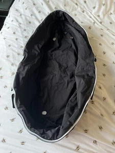 Icandy Peach 5 Beluga Outer Carrycot Material Excellent Condition - Picture 1 of 2