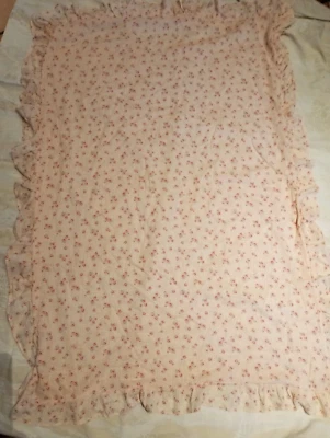 housse d'édredon volant en fin coton rose à fleur, boutonnée, ancienne - Photo 1/4