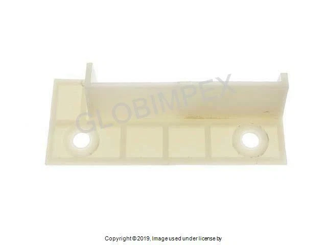 Volkswagen CABRIO GOLF JETTA (1985-2002) рычаг переключения передач направляющая втулка VAICO - Изображение 1 из 1