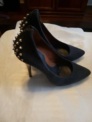 Zapatos de tacón de aguja Alexander McQueen con tachuelas talla 37 Foto 1 de 4