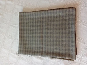 Stoffrest Baumwollmischung graugrün 1,2 m lang/ 1,5 m breit - Bild 1 von 3