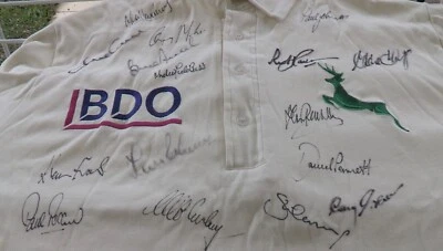 NOTTINGHAMSHIRE CRICKET CLUB SIGNED SHIRT SOBERS, CAIRNS 16 SIGNATURES  - image 1 of 4