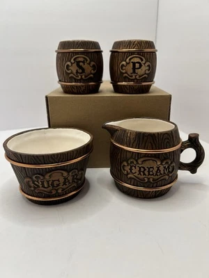 Juego de sal/pimienta/crema y azúcar de barril marrón vintage TREASURE CRAFT. Usado en excelente estado Foto 1 de 4