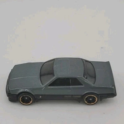 Nissan Skyline R30 82 Hot Wheels Foto 1 de 4