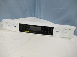 Almohadilla táctil y panel de control Whirlpool Range W10206077 (lote J) - Imagen 1 de 5