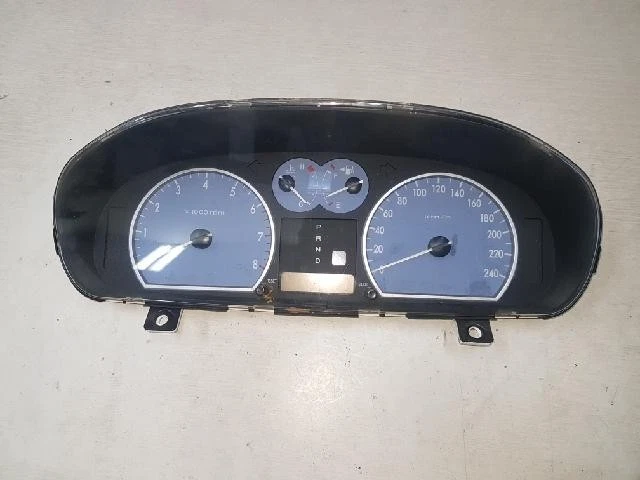 Grupos de instrumentos KIA Optima 2005 Foto 1 de 4
