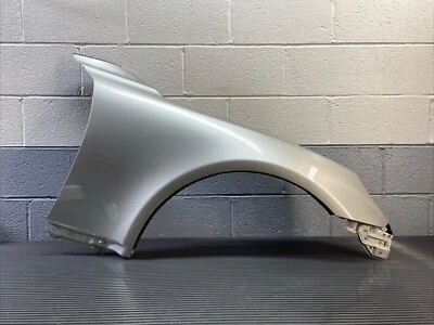 Guardabarros delantero derecho Lexus SC430 Z40 2001-2005 plata millenium OEM *NOTA* Foto 1 de 4