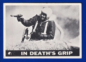 IN DEATH'S GRIP 1966 TOPPS LOST AND SPACE #54 VERY GOOD - Picture 1 of 2