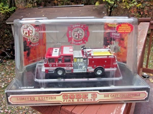 Code 3 Los Angeles Fire Department Pierce Dash Side Mount Pumper 88 #12892-0088 - Picture 1 of 10