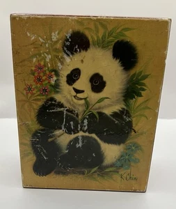Vintage K Chin Lithographie Panda Box Zeder - Bild 1 von 8