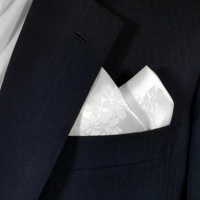 NUEVO - Inserto cuadrado de bolsillo preplegado floral sedoso blanco para hombre - 2 puntos Foto 1 de 4