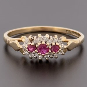 9ct Yellow Gold Ruby & Diamond Cluster Ring Size R Hallmarked - Picture 1 of 10