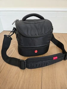 Manfrotto Active Black Camera Bag With Shoulder Strap Handle Waterproof Cover - Picture 1 of 13