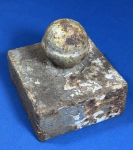 C.1920 Gusseisen Pfostenkappe mit Endstück ~ 3,5" Höhe, innen 3,5" x 3,25" ~ RePurp! - Bild 1 von 10