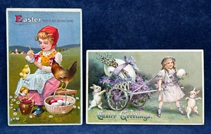 Paar 1910 deutsche OSTERN GEPRÄGTE POSTKARTEN Kinder KÜKEN Wagen HASE Mädchen EIER - Bild 1 von 6