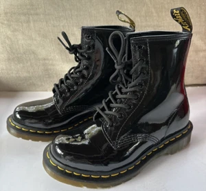 Doc Dr. Martens patent leather AirWair Combat Boots  8-eye Womens Sz 6 EU37 UK4 - Picture 1 of 22