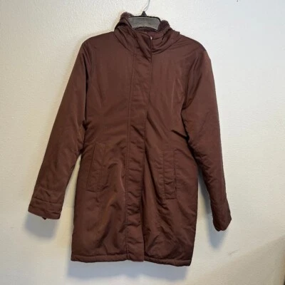 Abrigo acolchado Abercrombie & Fitch Ultra Tech en marrón chocolate talla pequeña Foto 1 de 4