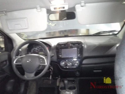 Внутреннее зеркало заднего вида 2019 Mitsubishi Mirage - Изображение 1 из 4