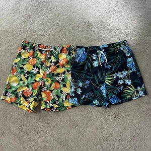 2 Pairs Youth Boys Old Navy L 10/12 Swim Shorts Trunks Floral Tropical Fruit EUC - Picture 1 of 9