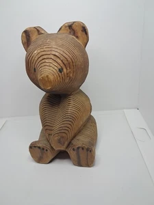 Oso tallado en madera de 5 1/2 pulgadas de alto - Imagen 1 de 9