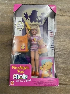 LINTERNA DIVERTIDA MUÑECA STACIE POOH Disney LIL SIS OF BARBIE SIN USAR, EN CAJA ORIGINAL Foto 1 de 4