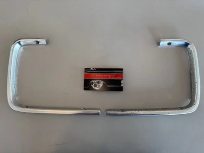 Luz trasera Plymouth GTX Roadrunner 1970 molduras en C Foto 1 de 4