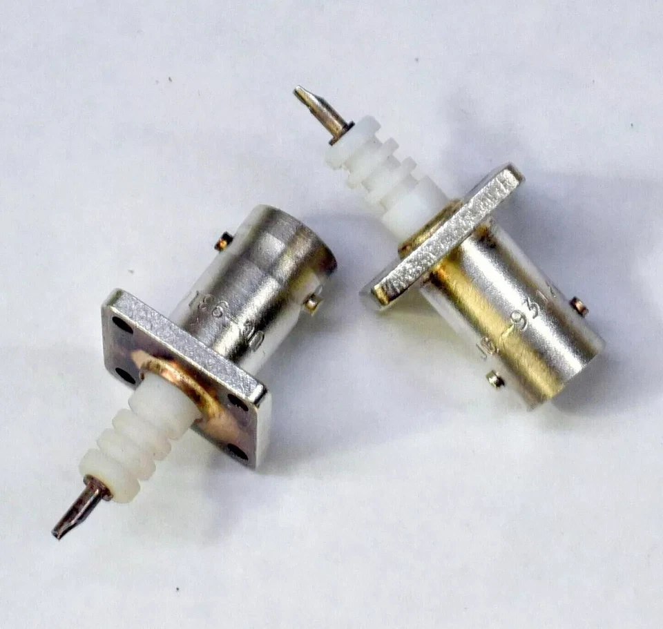 Amphenol NEW (2) MHV 27000 HV Connectors 91737-UG-931/U & 74868 -UG-931/U - Image 1 of 1