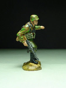 Patriot models 1/32 Waffen SS with STG W2501, metal toy soldier0 - Picture 1 of 1