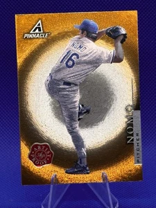 1998 Pinnacle ARTIST'S PROOF Raro Parallelo #41 HIDEO NOMO DODGERS Leggenda Giappone - Foto 1 di 3