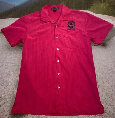 Camisa con botones de punto de lastre Cervecería artesanal Pequeña IPA con botones Foto 1 de 4