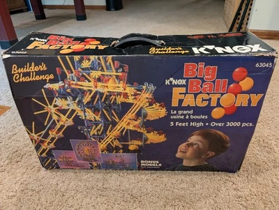 K'NEX Big Ball Factory #63045 con libros de instrucciones del motor y piezas adicionales Foto 1 de 4