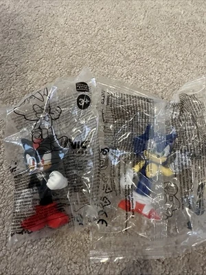 2 Sonic The Hedgehog From Burger King Figurines - Image 1 of 3