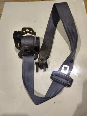 Cinturón de seguridad derecho 94-96 Dodge Ram cabina simple retractor color cuarzo Foto 1 de 4