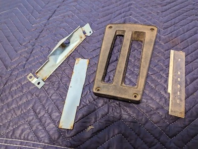 1970-81 Pontiac Firebird Automatic Transmission Console Shift Plate - Image 1 of 2