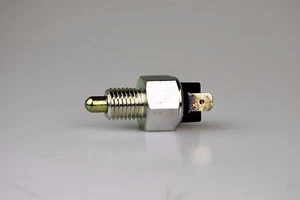 JAGUAR XJS XJ40 GETRAG 265 290 REVERSE LIGHT SWITCH FOR MANUAL GEARBOX DAC3476 - Picture 1 of 2