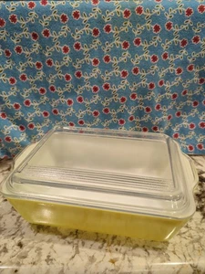 Vintage Pyrex Yellow 1.5 Qt 503-B Refrigerator Casserole Dish & Ribbed Lid 503-C - Picture 1 of 3