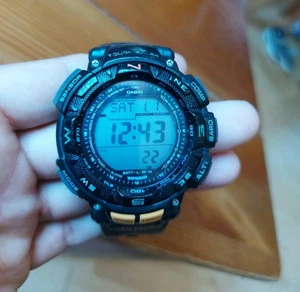 Casio Pro Trek PRG-240 Triple Sensor Tough Solar - Imagen 1 de 6