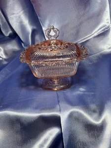 Vintage Indiana Pink Lace Edge Glass Footed Rectangular Candy Dish with lid 7” - Picture 1 of 7