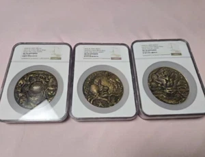 Collection 111 - Picture 1 of 2