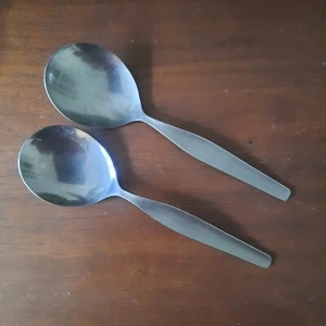 Vintage 2 x Empire Stainless Steel Dessert/Grapefruit Spoons 13.5cm Long - Picture 1 of 3