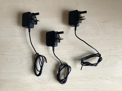 3 x Switch-mode PSU  100-240V 0.45A~ Input / 9.0V dc 1.0A 9W Output New Unused - Image 1 of 3
